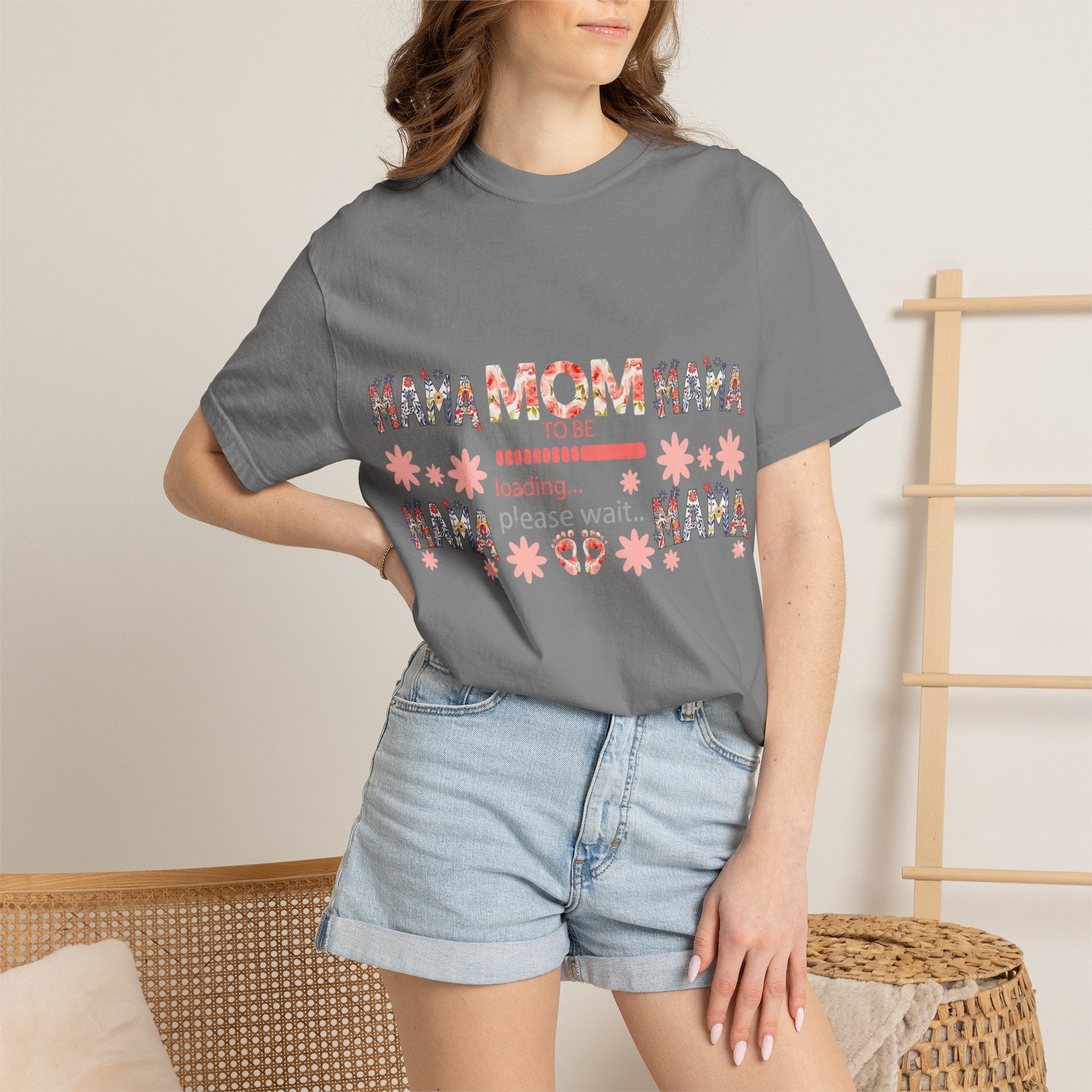Mama Loading T-Shirt — Floral 'Please Wait' Mother's Day Tee