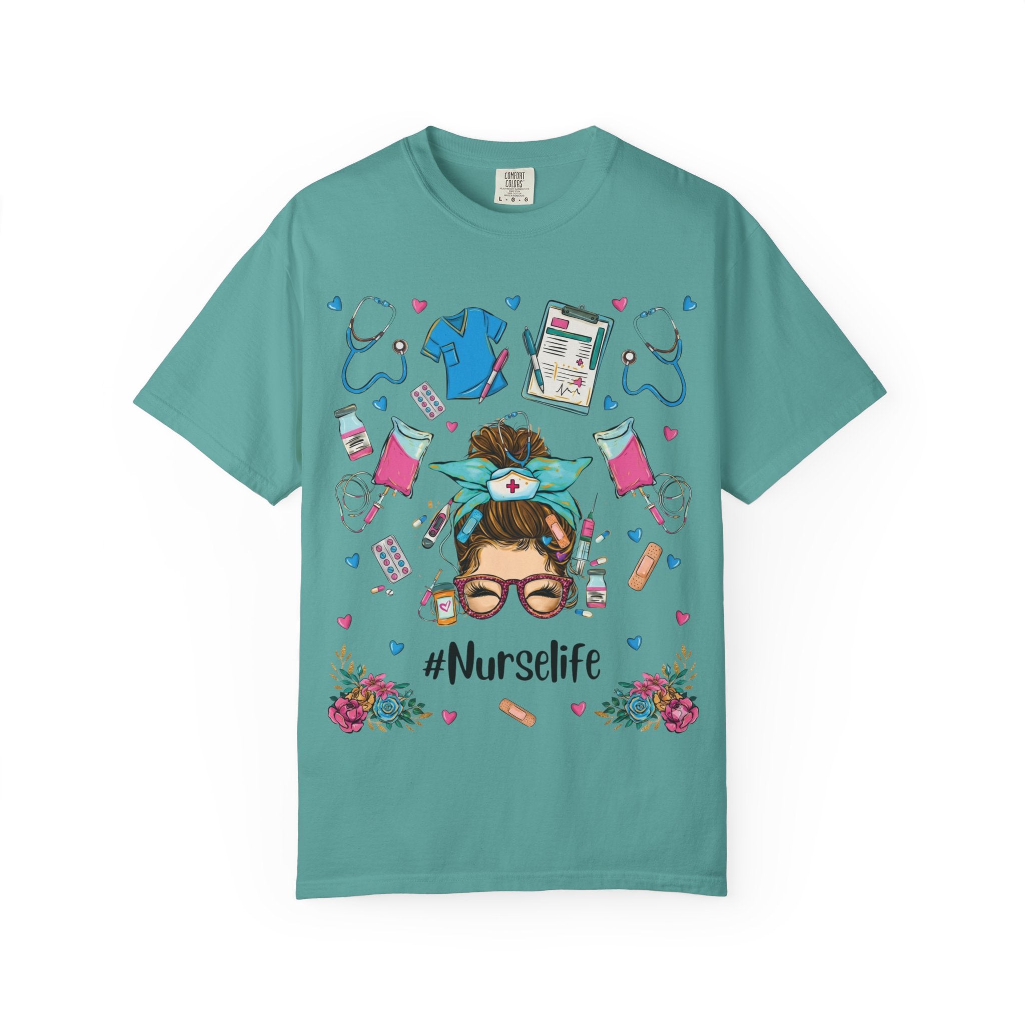Nurse Life Graphic T-Shirt – #Nurselife Cute Medical Scrubs Design