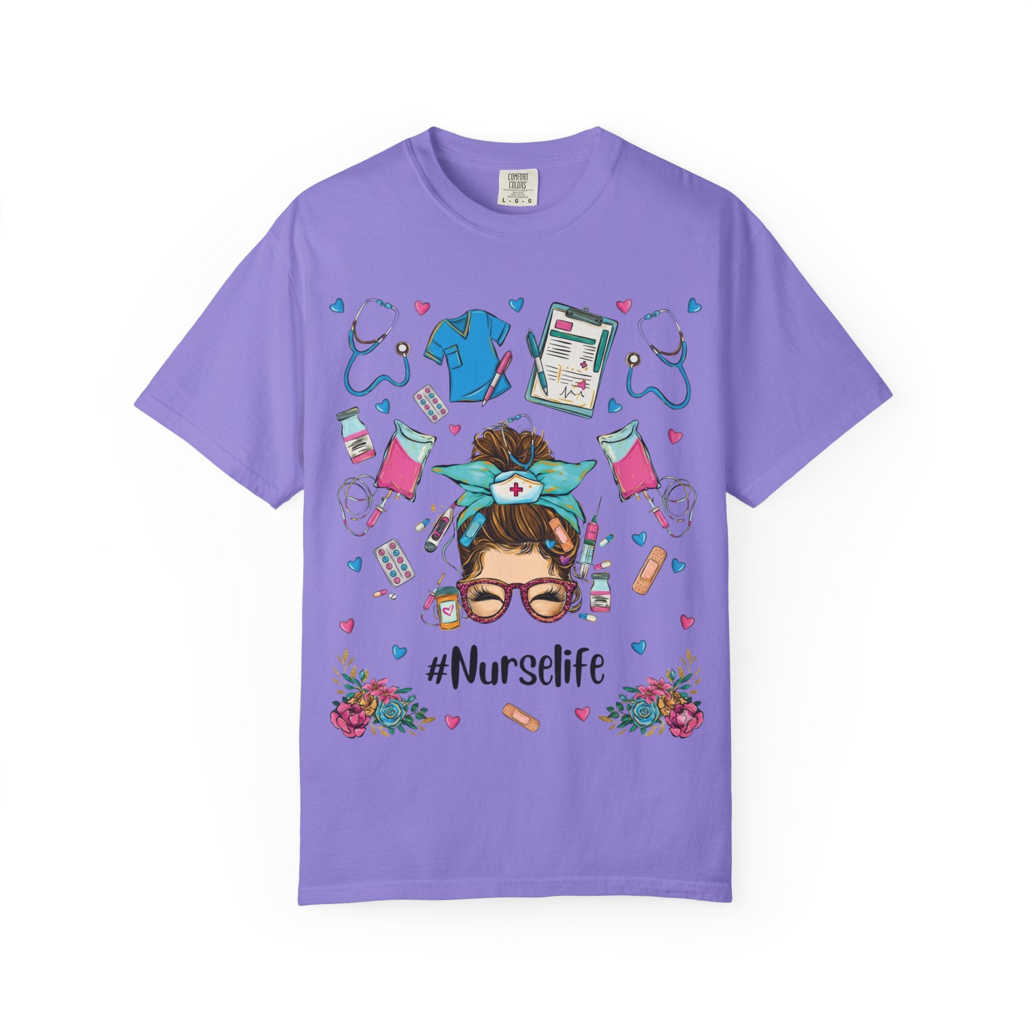 Nurse Life Graphic T-Shirt – #Nurselife Cute Medical Scrubs Design