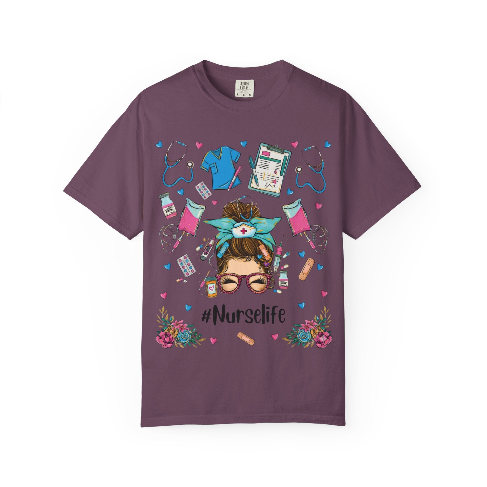 Nurse Life Graphic T-Shirt – #Nurselife Cute Medical Scrubs Design