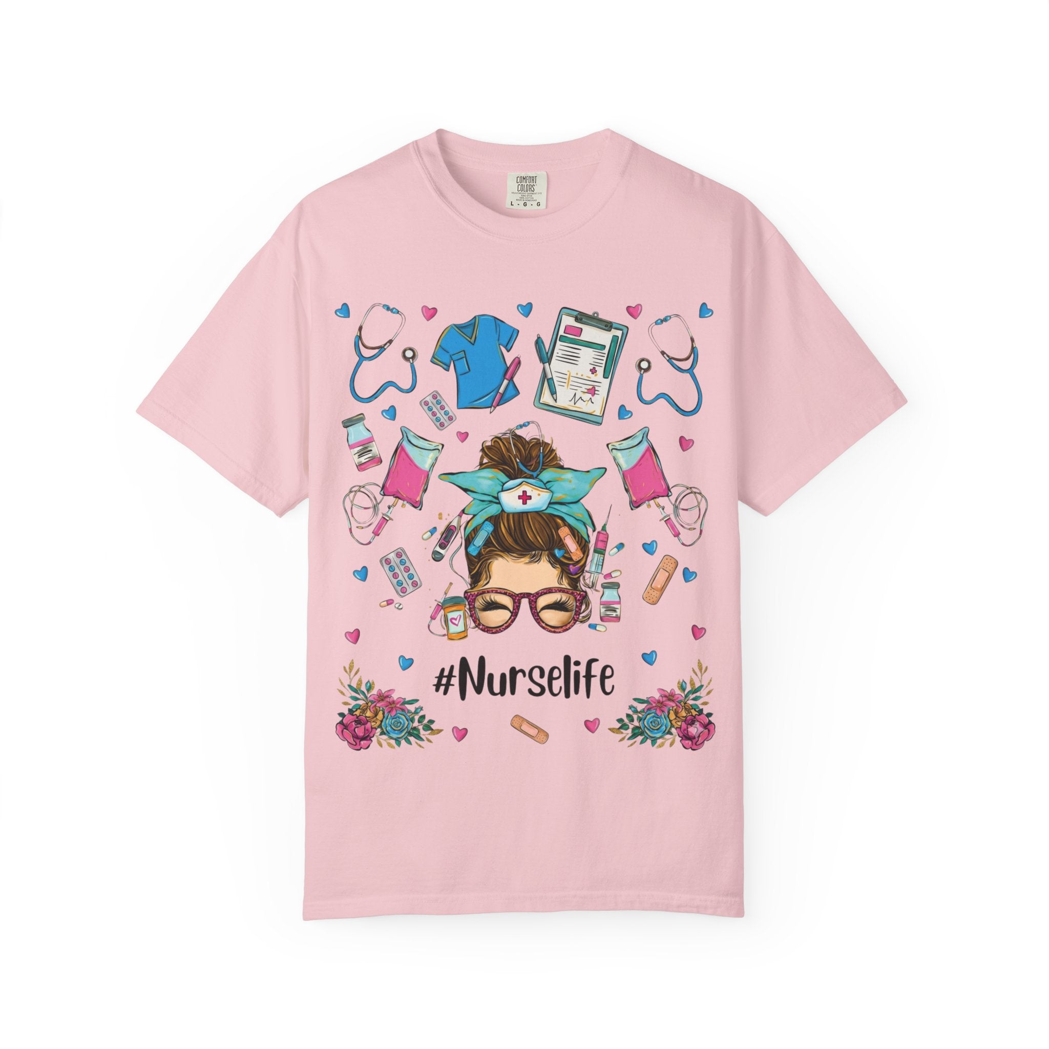 Nurse Life Graphic T-Shirt – #Nurselife Cute Medical Scrubs Design
